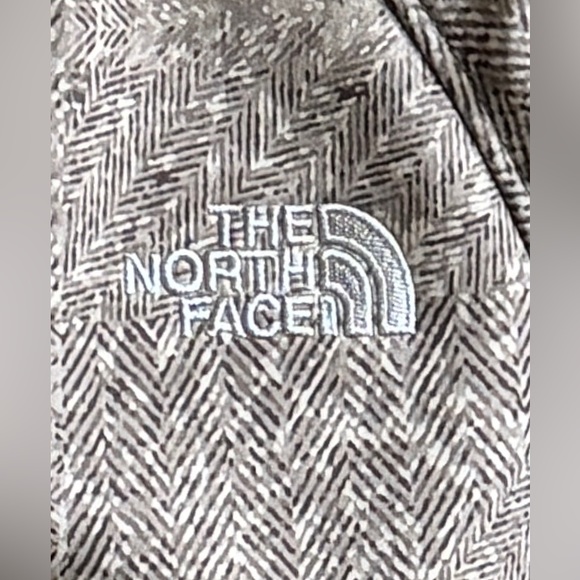 *NEW* - NORTH FACE "WOMEN'S' NEVER STOP EXPLORING JACKET (SMALL) - Picture 2 of 13